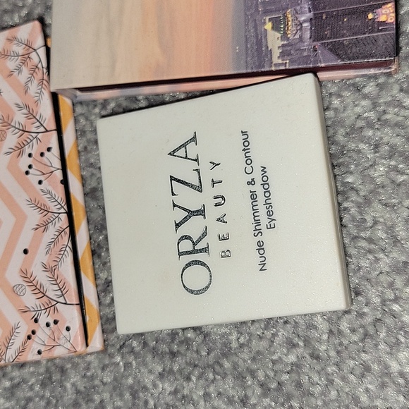 Mini Eyeshadow Palette Lot - Picture 4 of 13